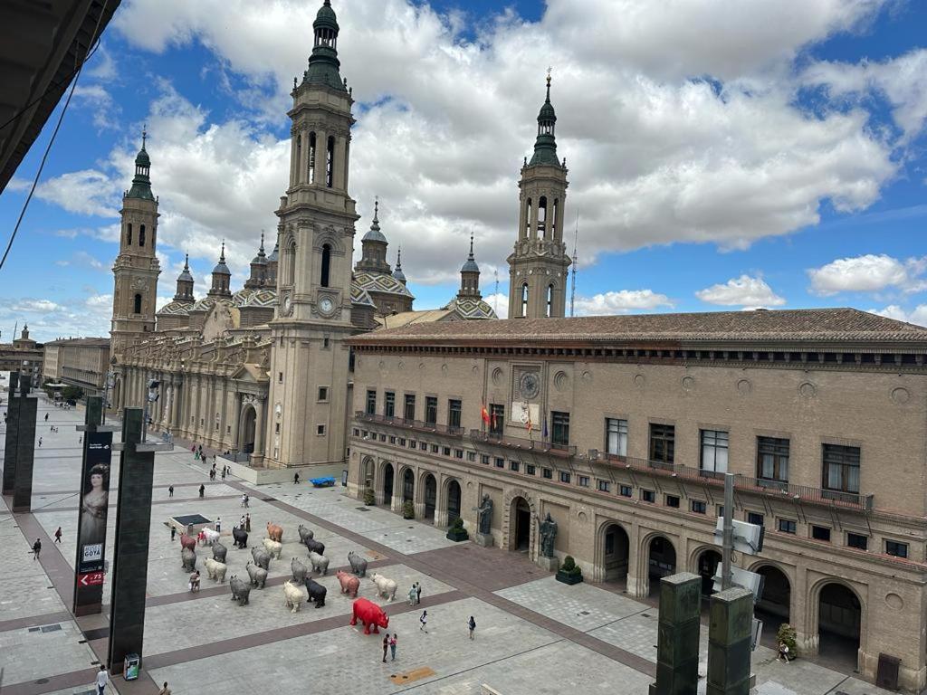 Dos Torres Valinor - Plaza Del Pilar Apartment Zaragoza Exterior photo